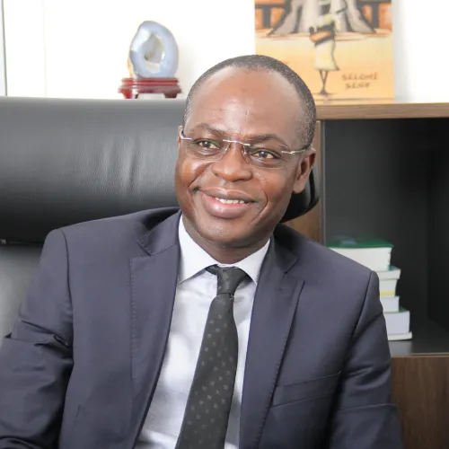 Directeur Général - Monsieur Hervé TCHIAKPE